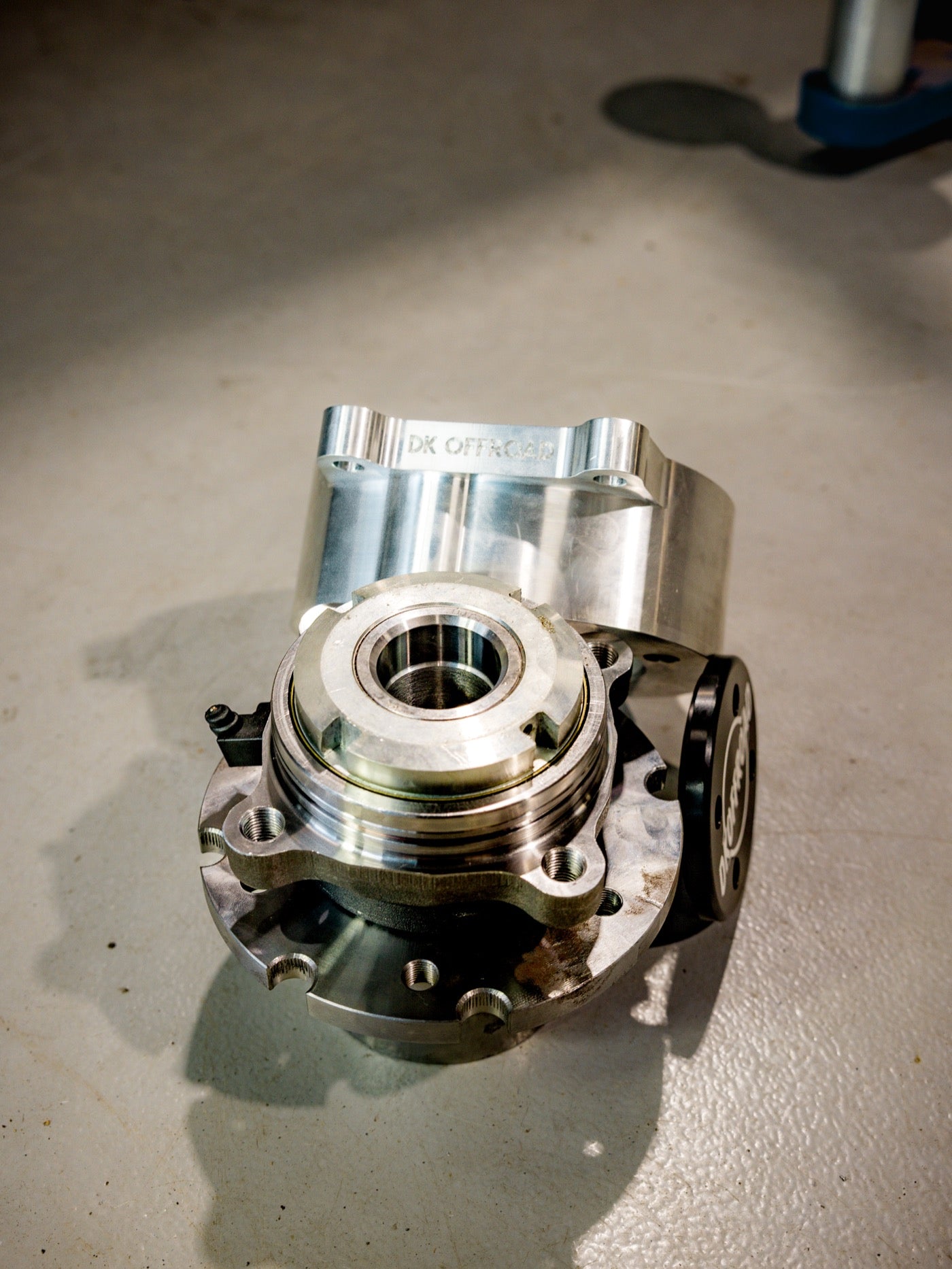 Full floater hub