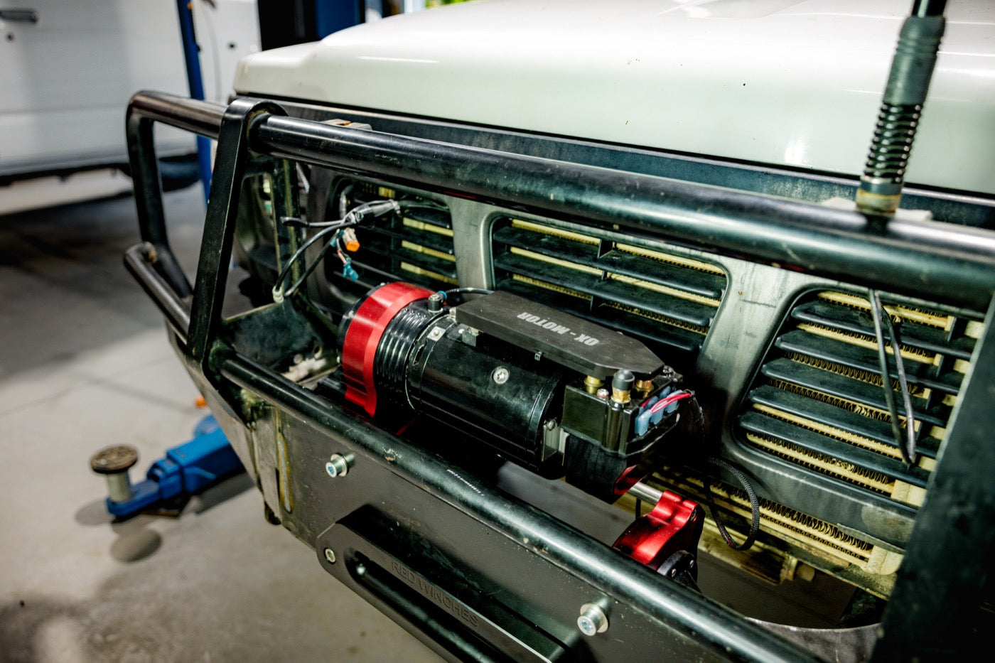Winch bar fitted to the Patrol