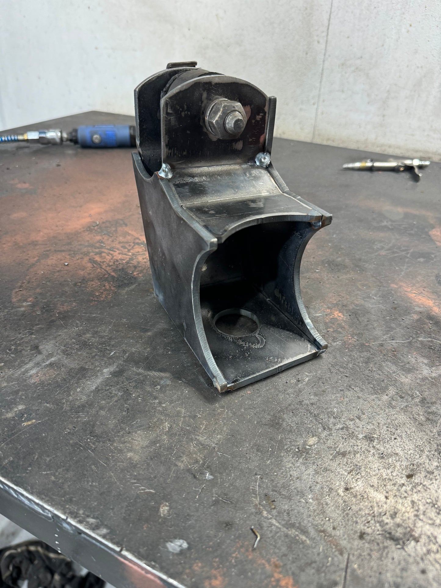 Rear Panhard Riser Bracket
