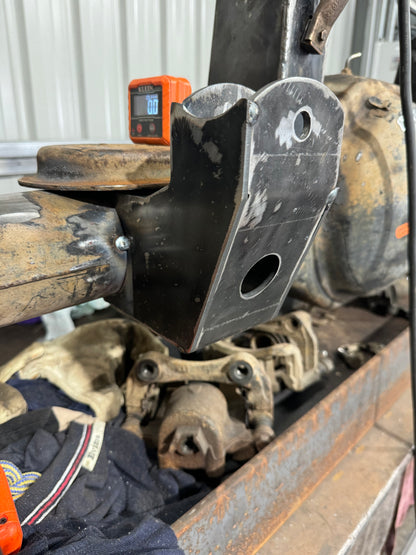 Rear Panhard Riser Bracket