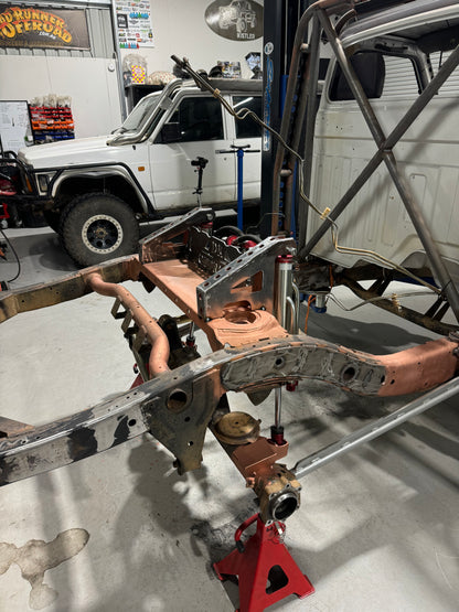 Nissan Patrol Rear Triple bypass shock Mount Kit